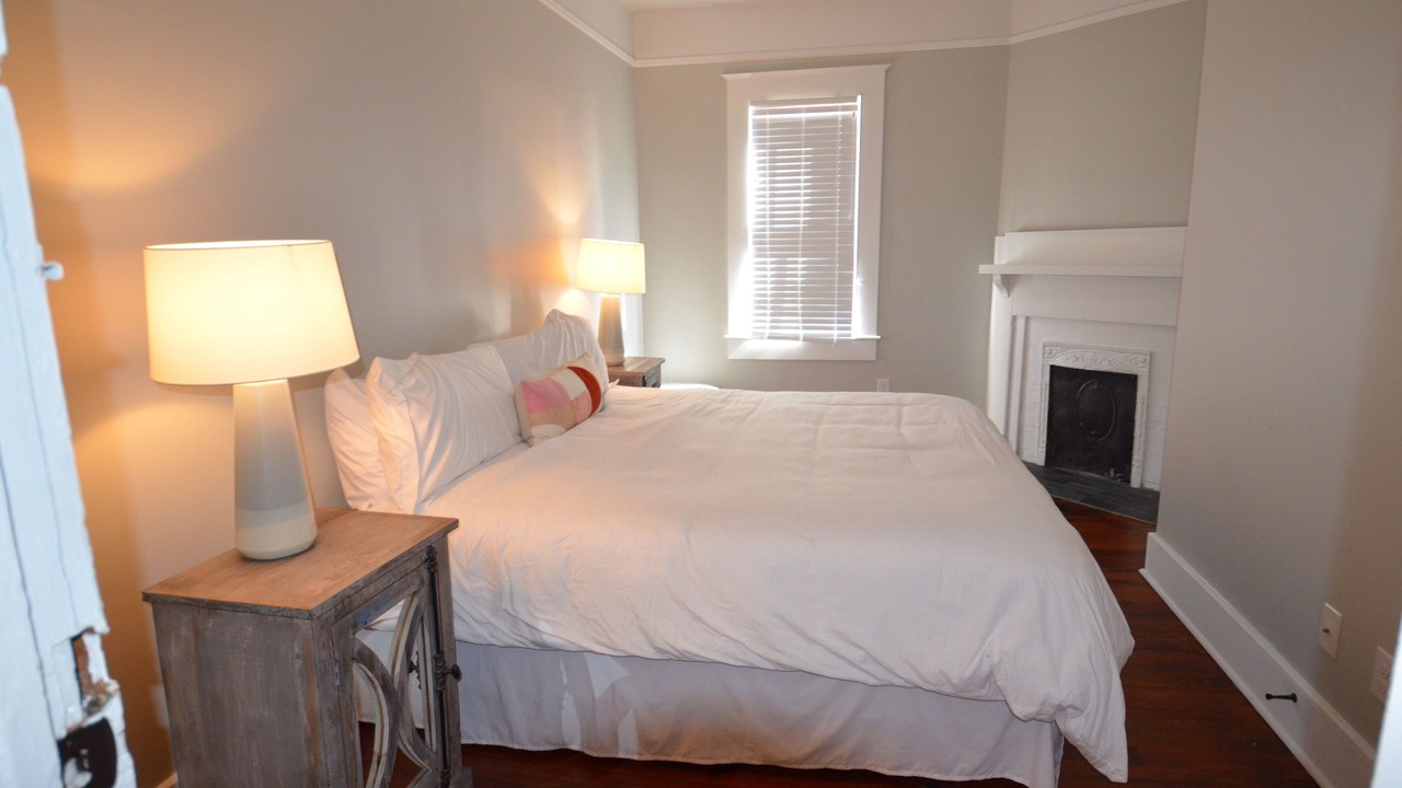 Photo of Bedroom in Thomas Square