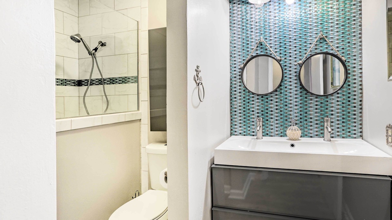 Photo of Bathroom in Crawfordville