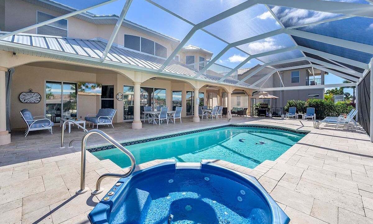 Photo of Outdoor in Pelican