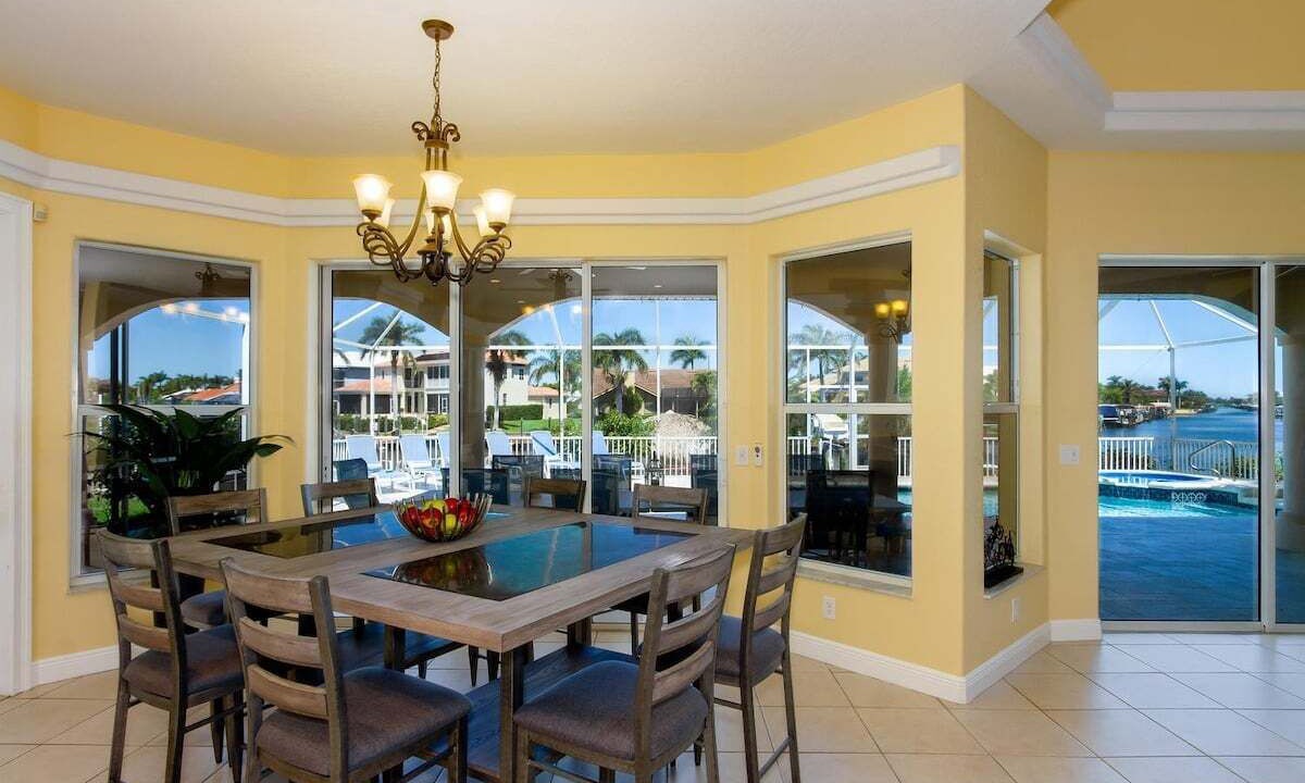 Photo of Outdoor in Pelican