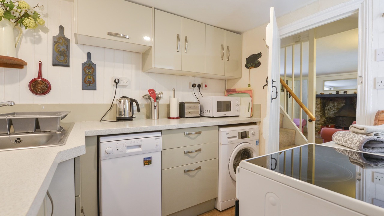 Photo of Kitchen in Stoke Fleming