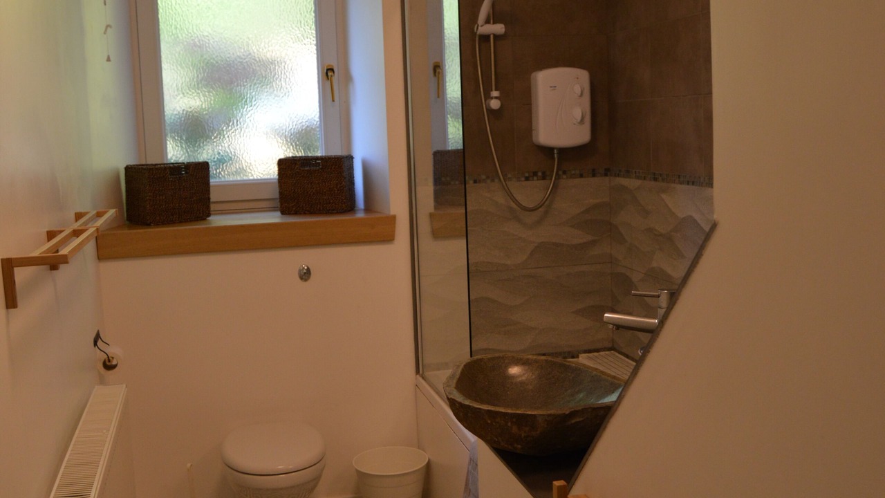 Photo of Bathroom in Kilcreggan