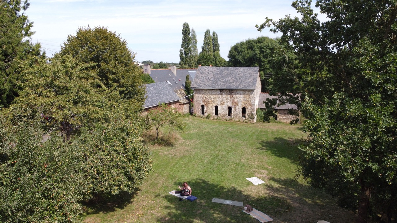 Photo of Outdoor in Eance