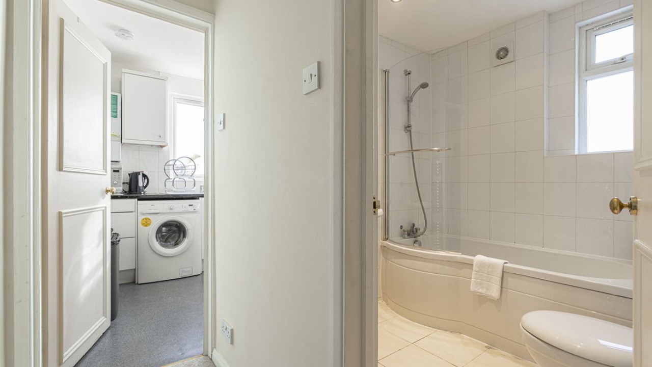 Photo of Others in West Brompton