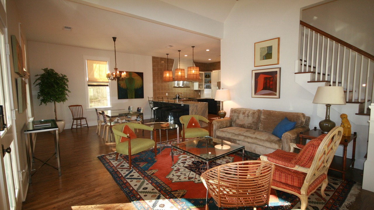 Photo of Livingroom in East Midtown