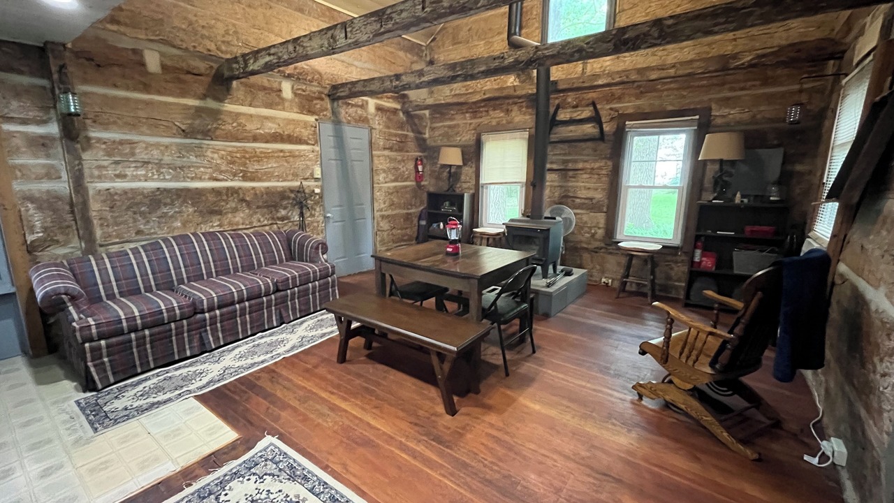Photo of Livingroom in Judson