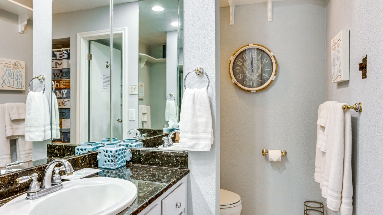 Photo of Bathroom in Seven Coves