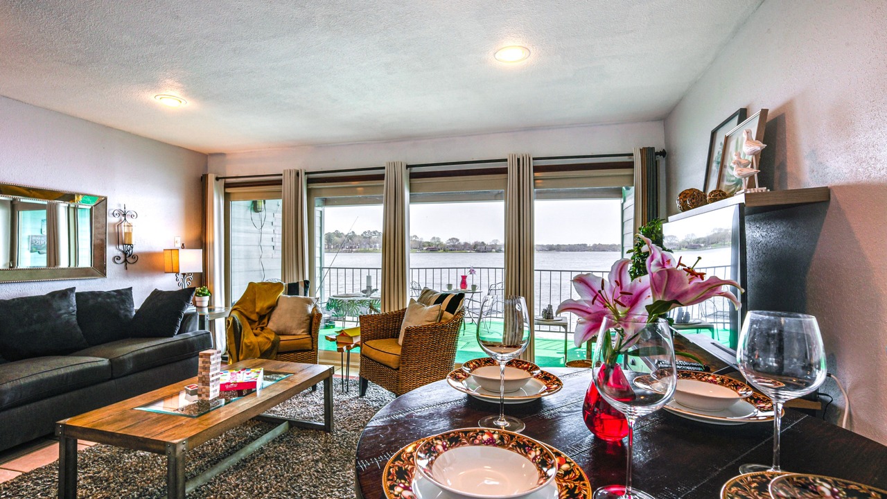 Photo of Bedroom in Seven Coves
