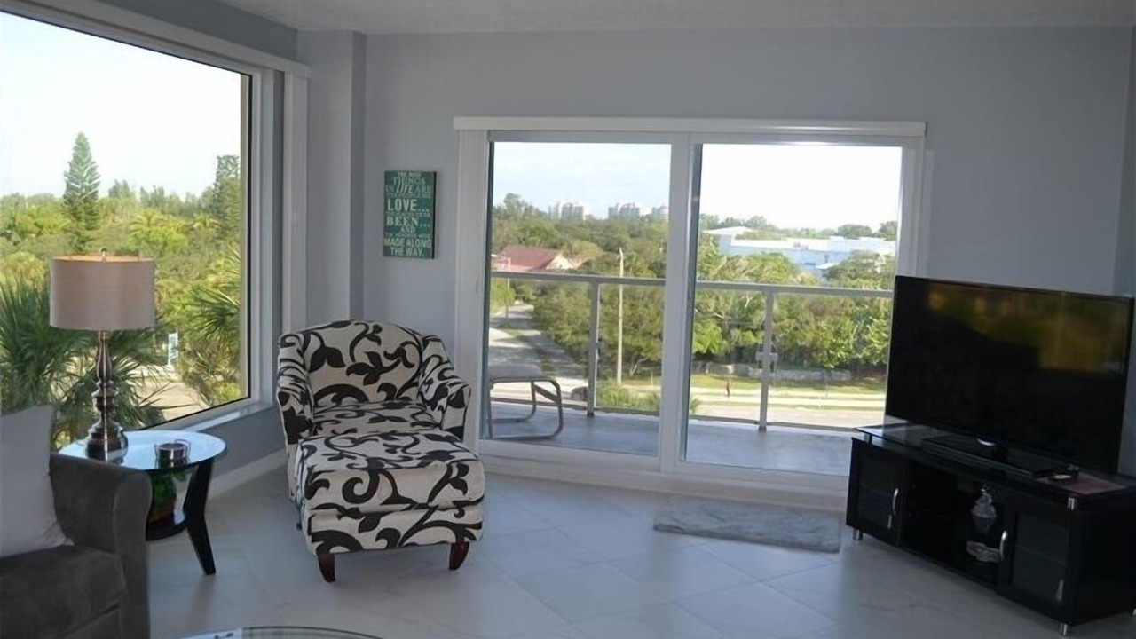 Photo of Livingroom in Longboat Key