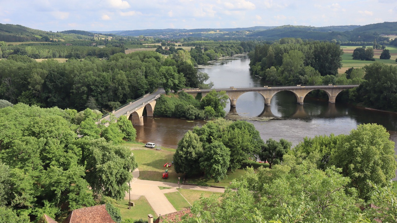 Photo of Outdoor in Saint-Germain-de-Belves