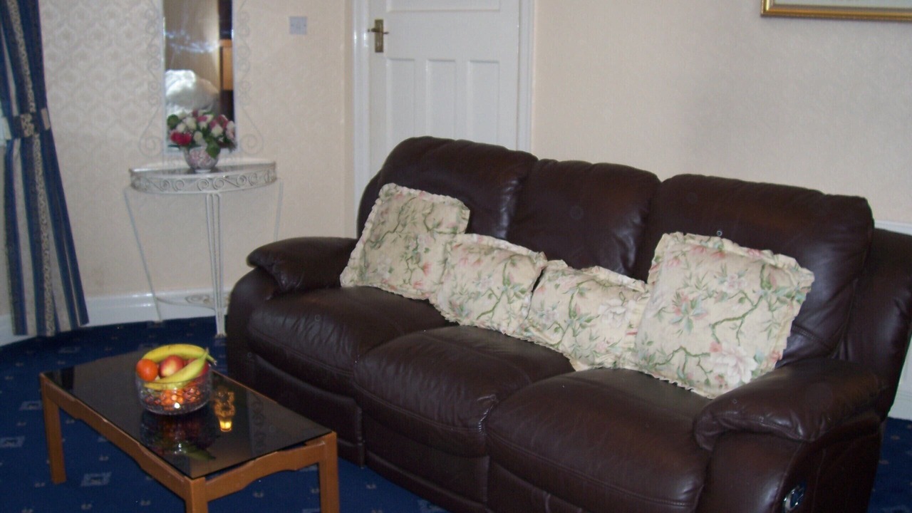 Photo of Livingroom in Headingley