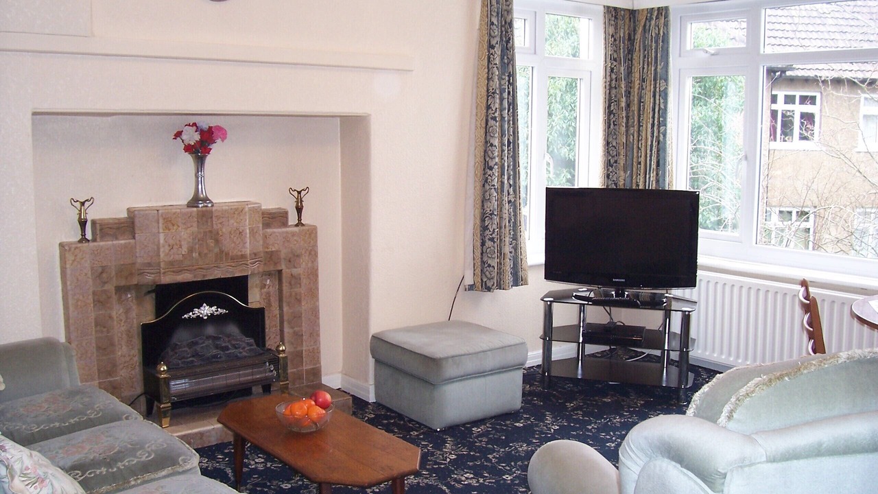 Photo of Livingroom in Headingley