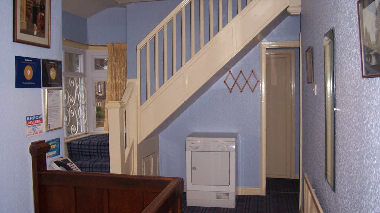 Photo of Livingroom in Headingley