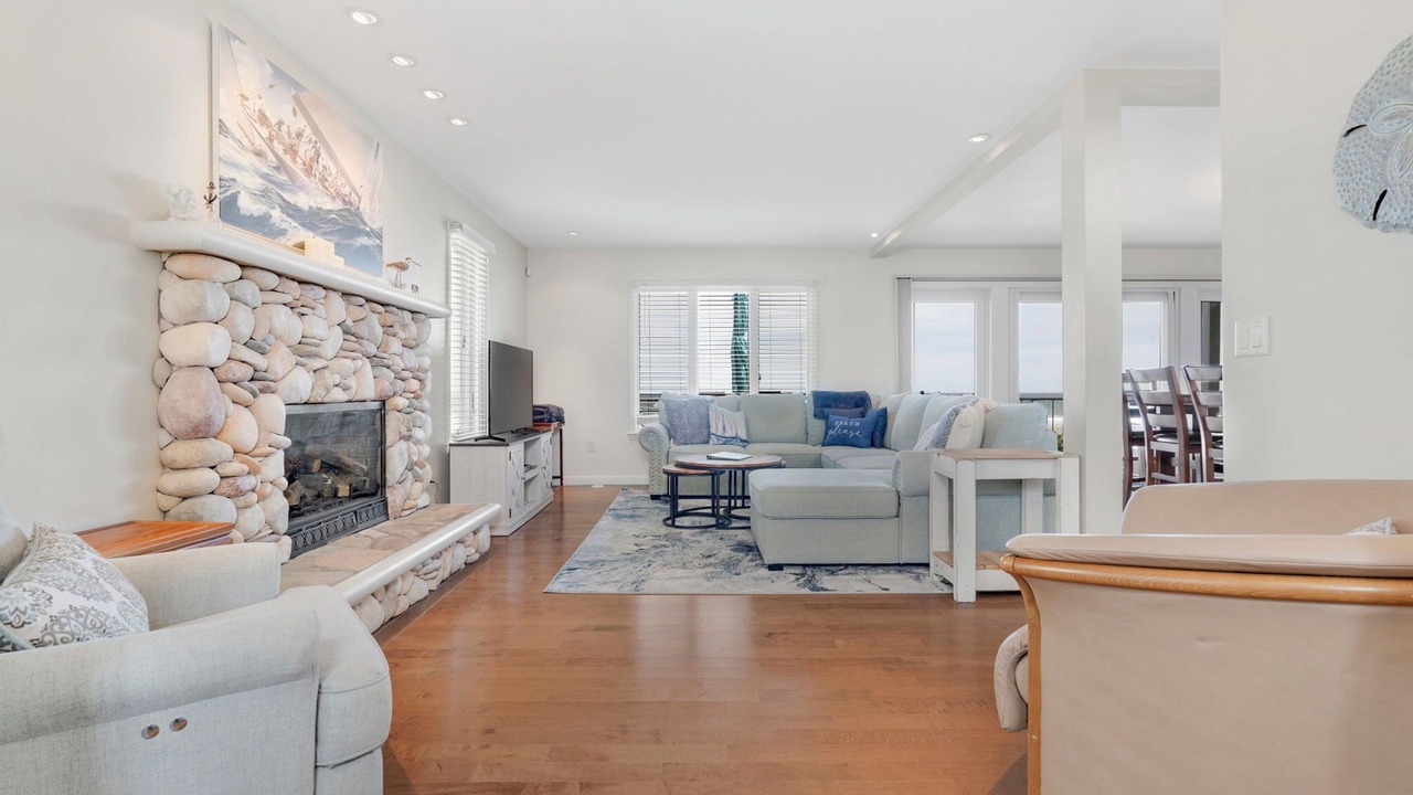 Photo of Livingroom in Ogunquit