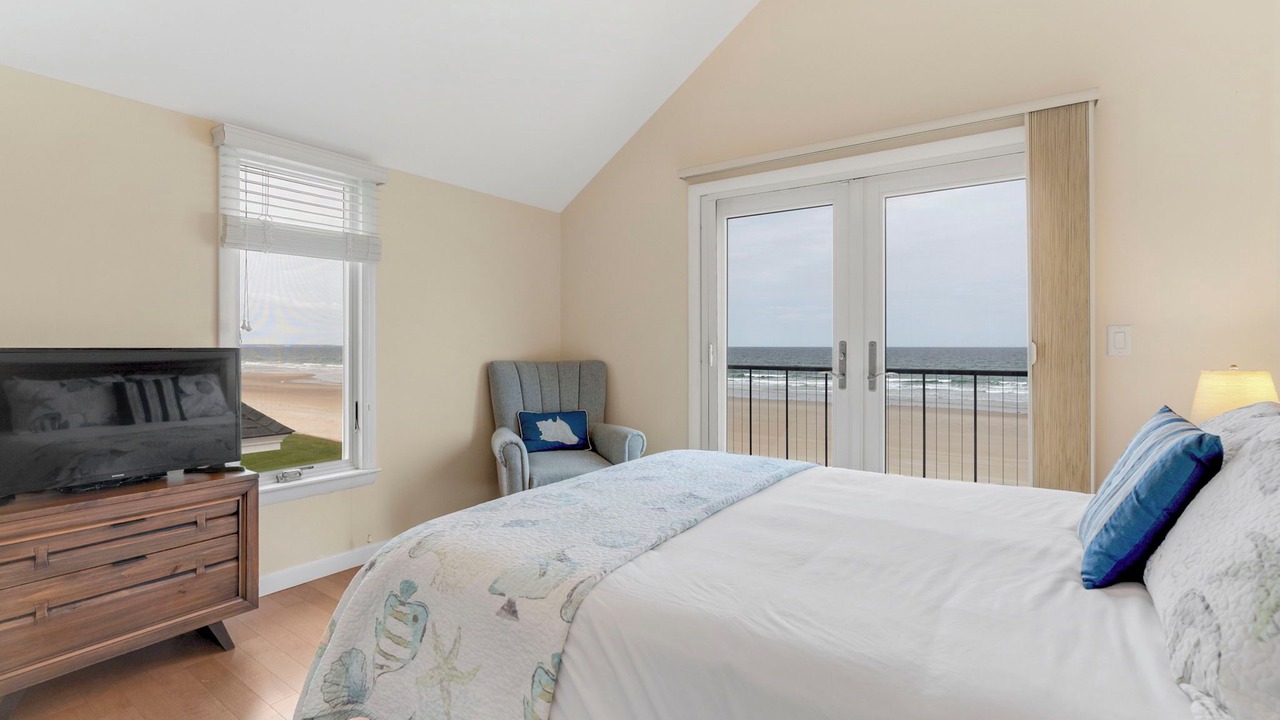 Photo of Bedroom in Ogunquit