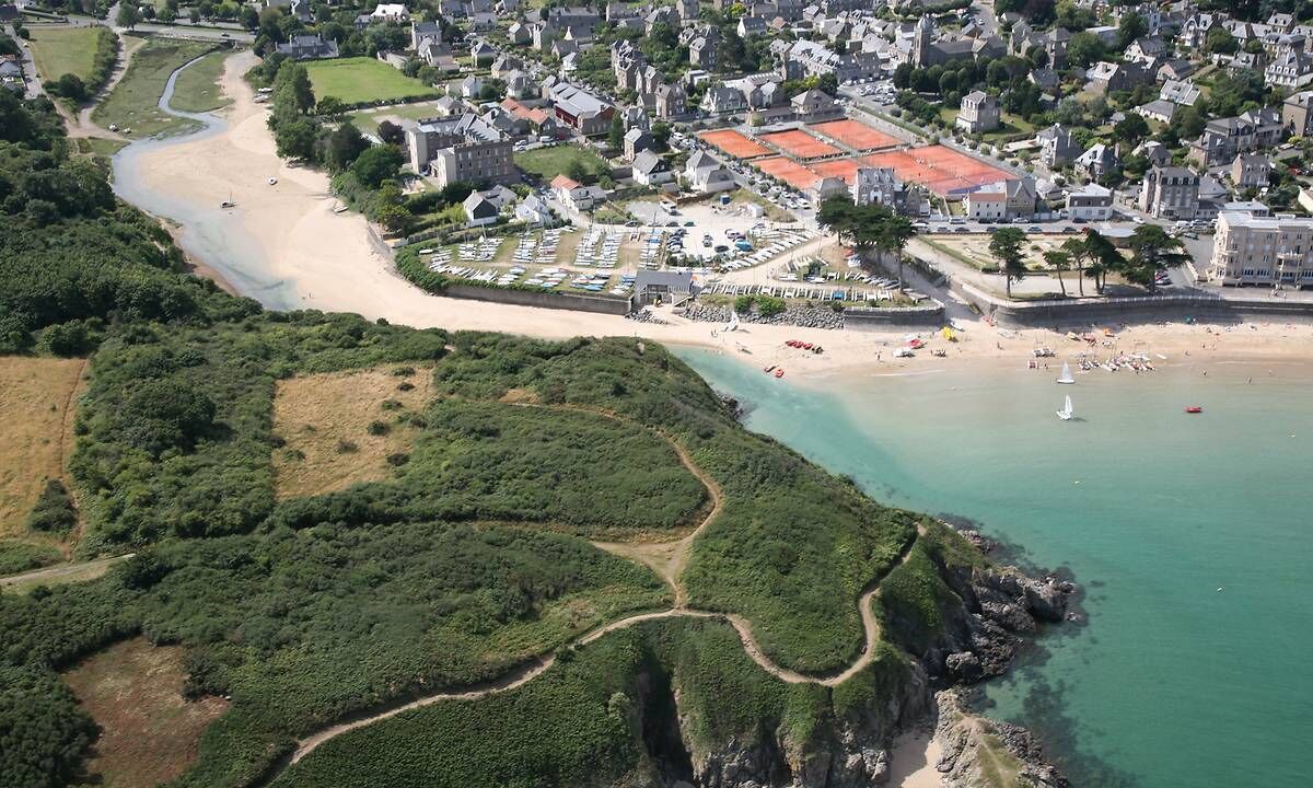 Photo of Others in Saint-Lunaire