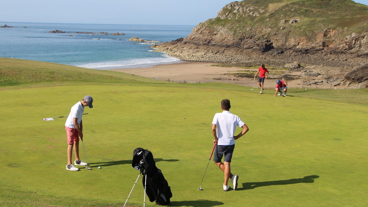 Photo of Others in Saint-Lunaire