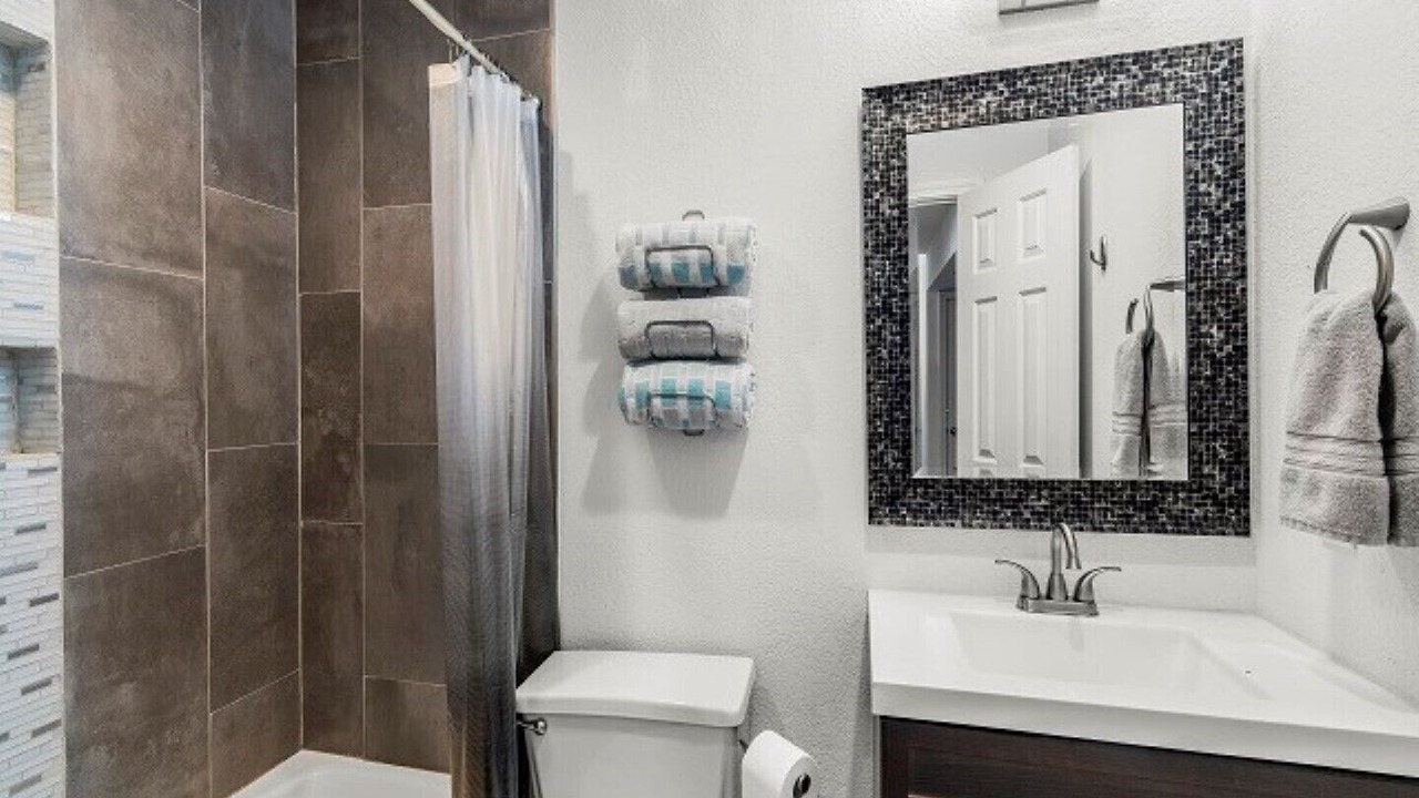 Photo of Bathroom in Leisure Land