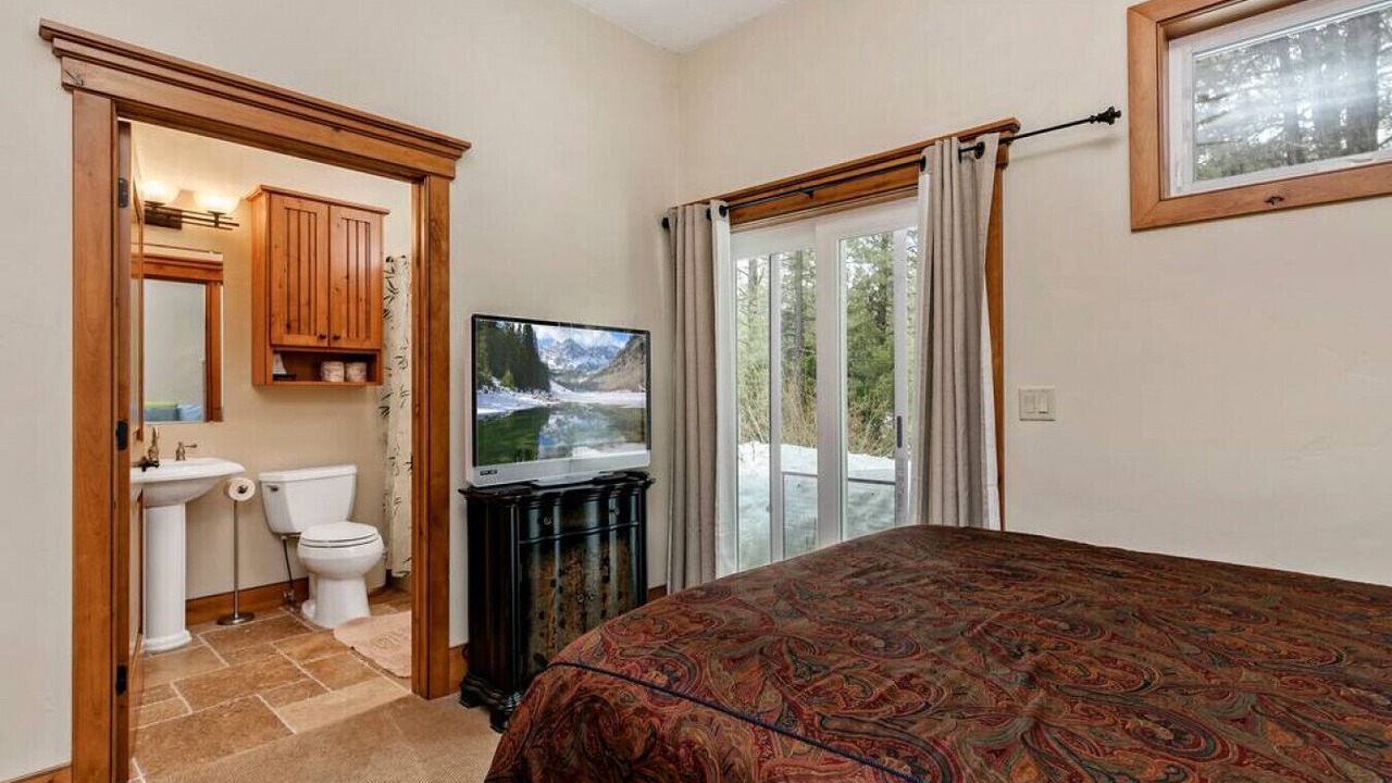 Photo of Bedroom in Cascade