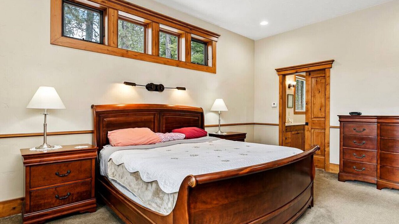 Photo of Others in Cascade