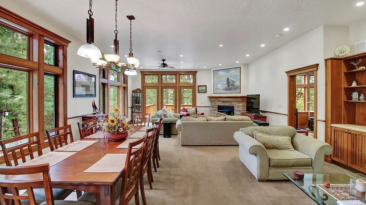 Photo of Livingroom in Cascade