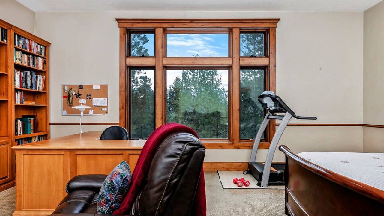 Photo of Bedroom in Cascade