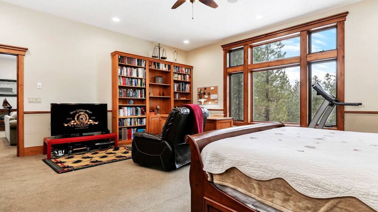 Photo of Bedroom in Cascade