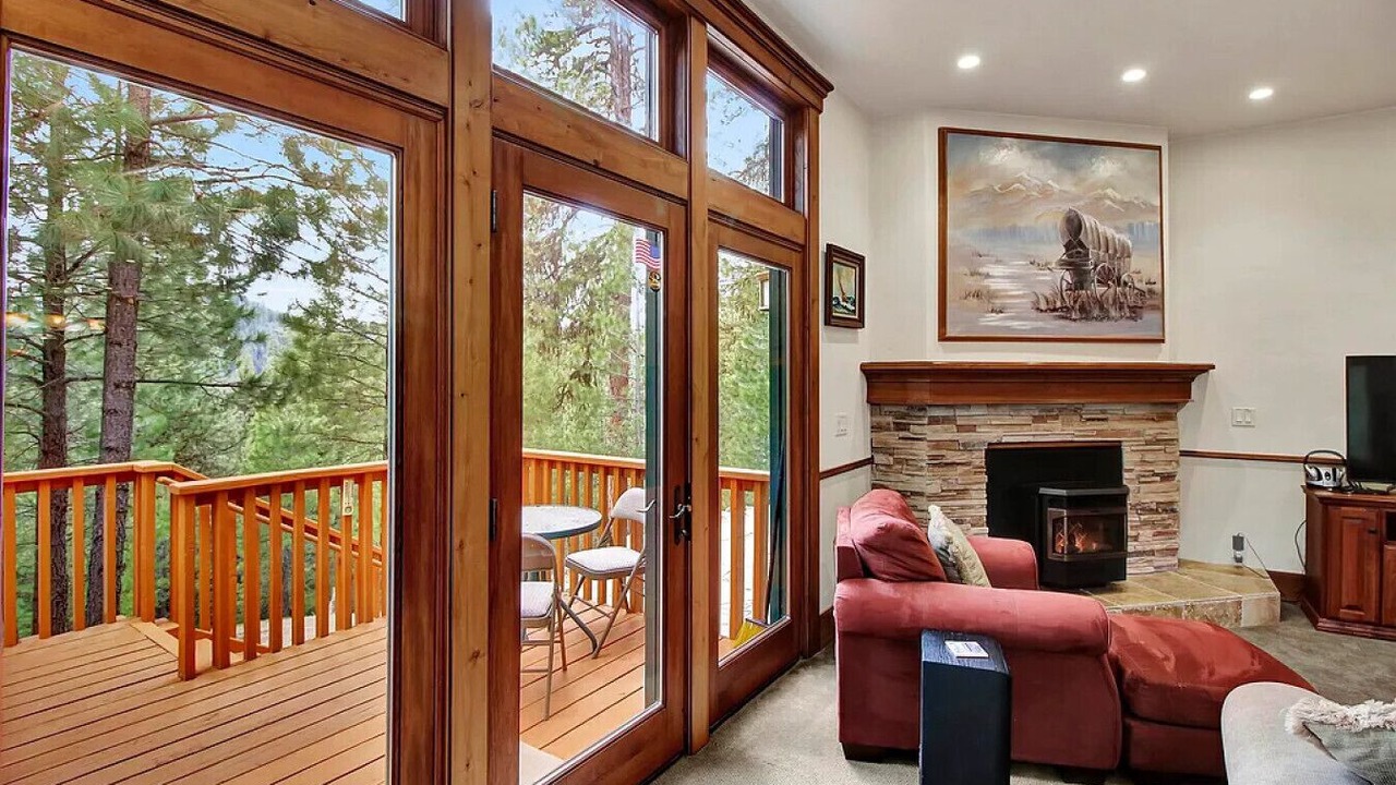 Photo of Livingroom in Cascade