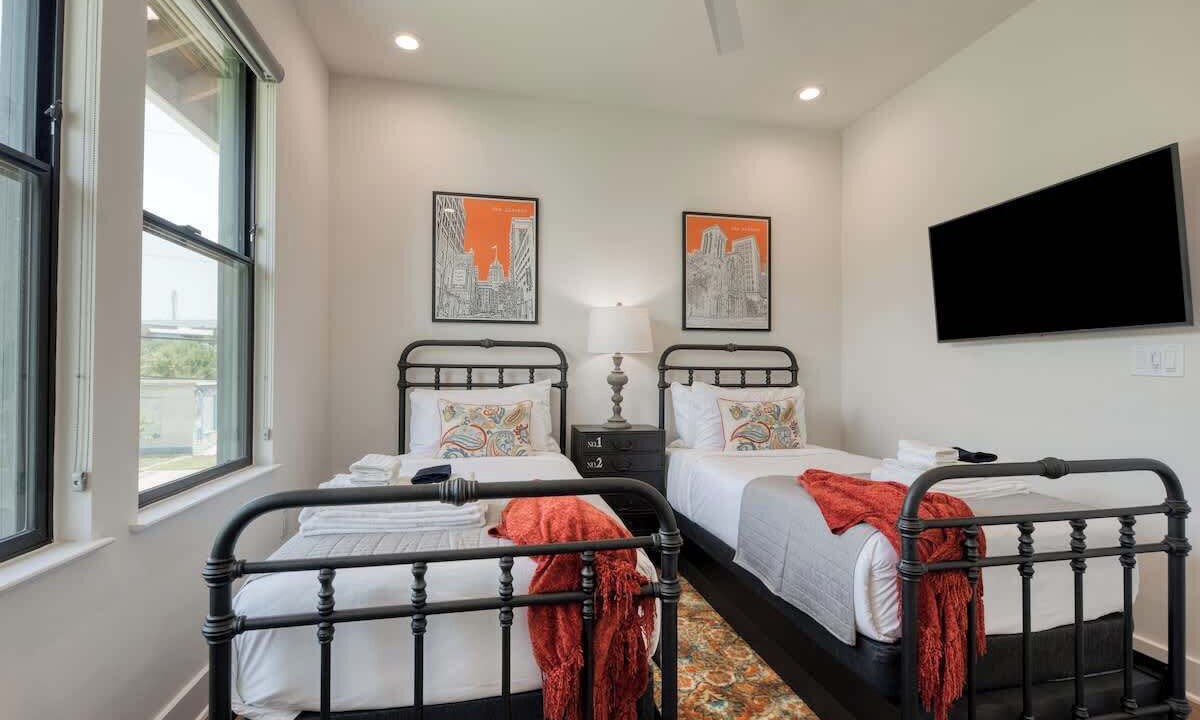 Photo of Bedroom in Southtown