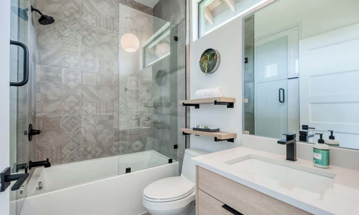 Photo of Bathroom in Southtown