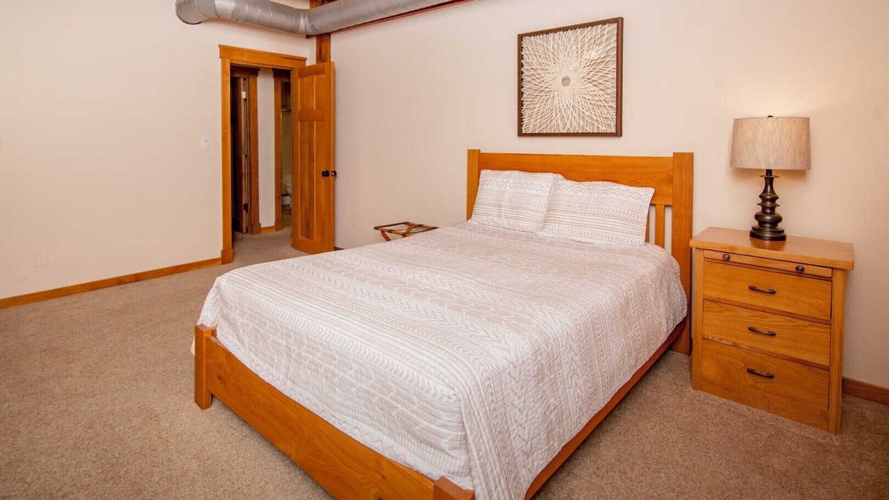 Photo of Bedroom in Osage Beach