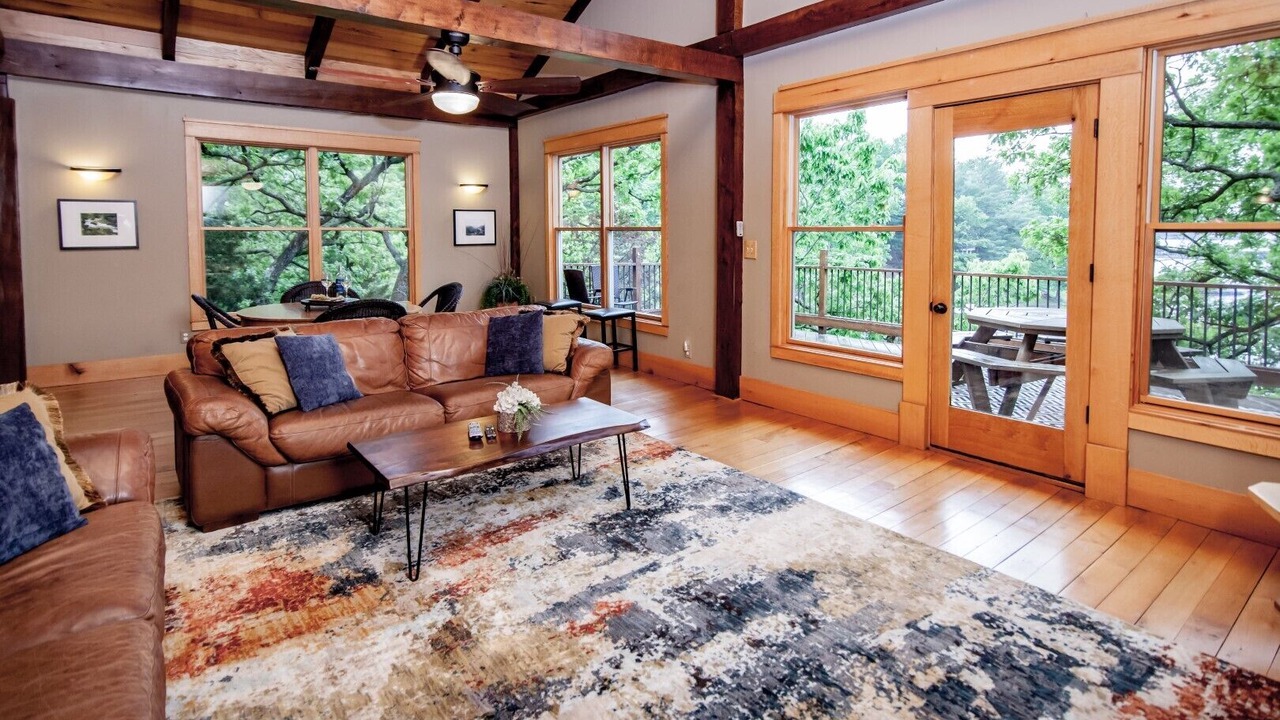 Photo of Livingroom in Osage Beach