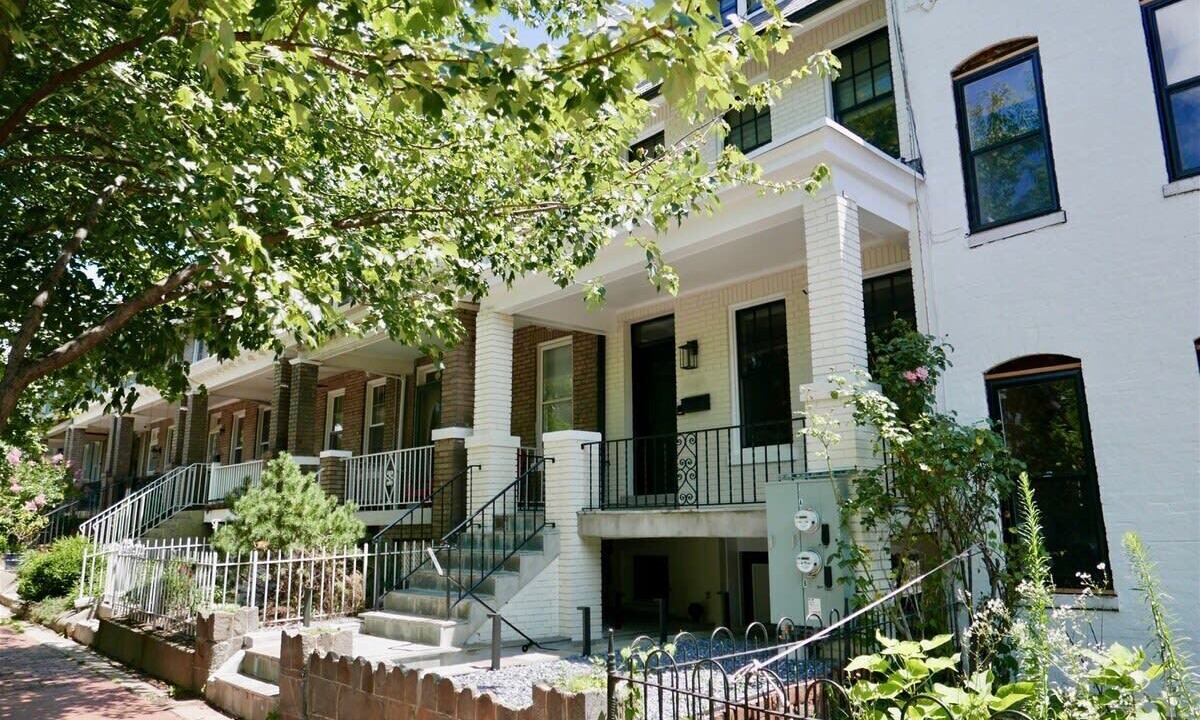 Photo of Outdoor in Near Northeast