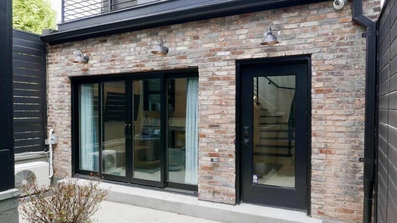 Photo of Others in Shaw