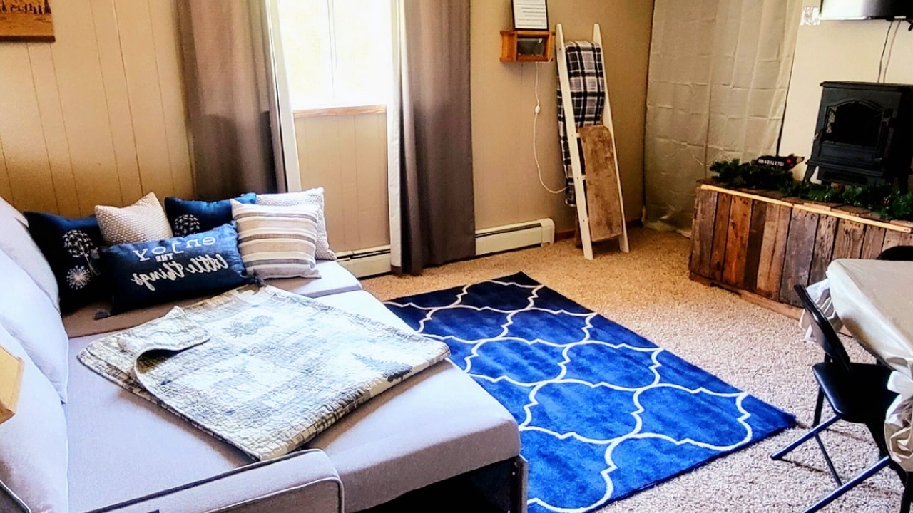 Photo of Livingroom in Bessemer