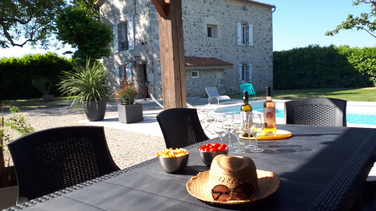 Photo of Outdoor in Nerac