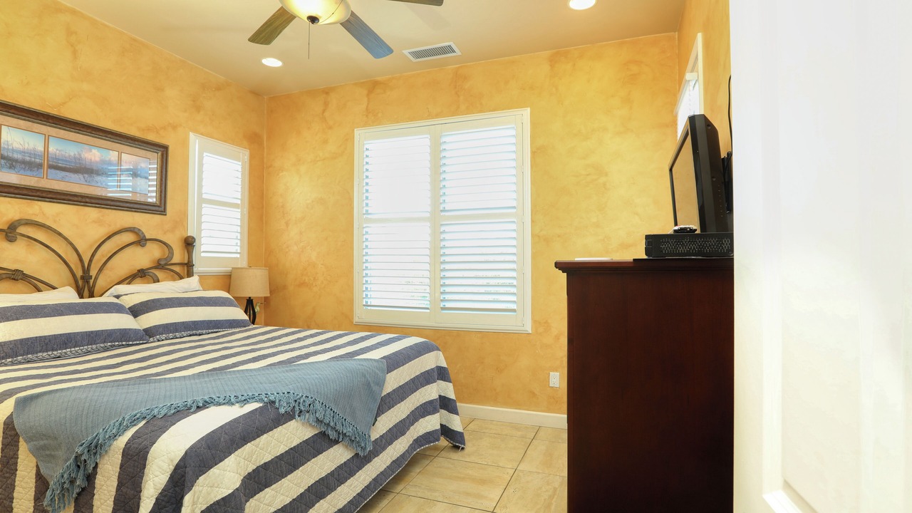 Photo of Bedroom in Downtown