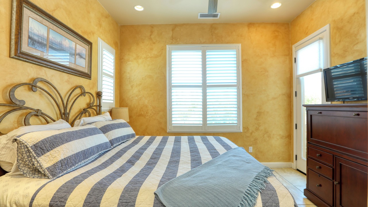 Photo of Bedroom in Downtown
