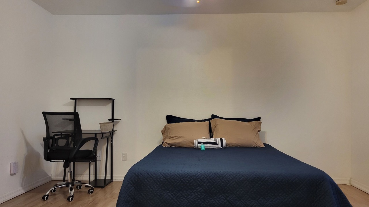 Photo of Bedroom in Lehigh Acres