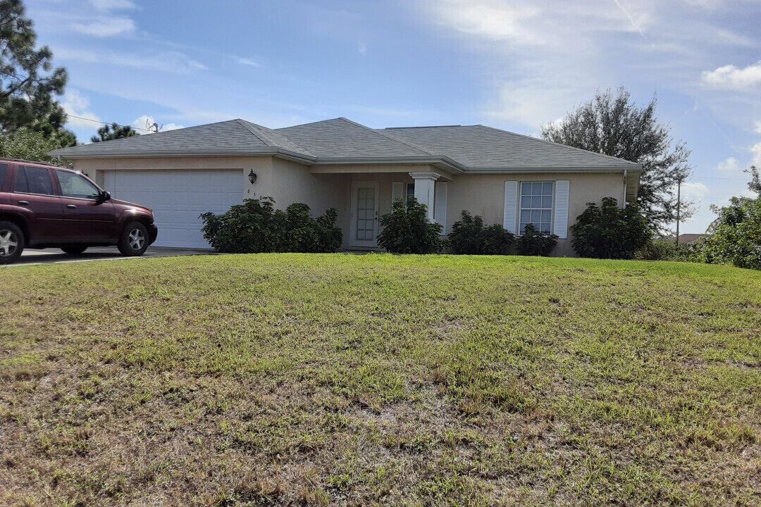 Photo of Outdoor in Lehigh Acres