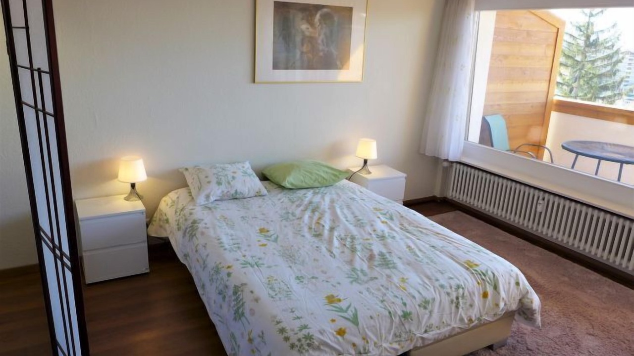 Photo of Livingroom in Lens