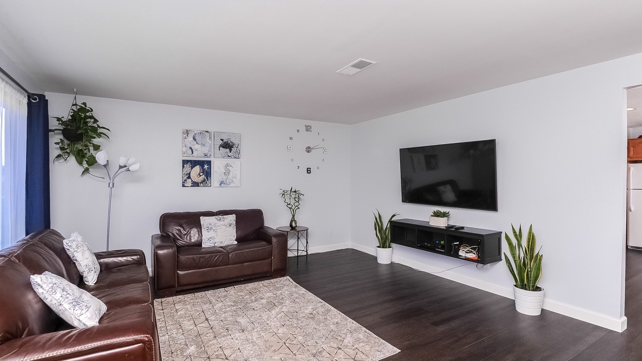 Photo of Livingroom in Oceanside