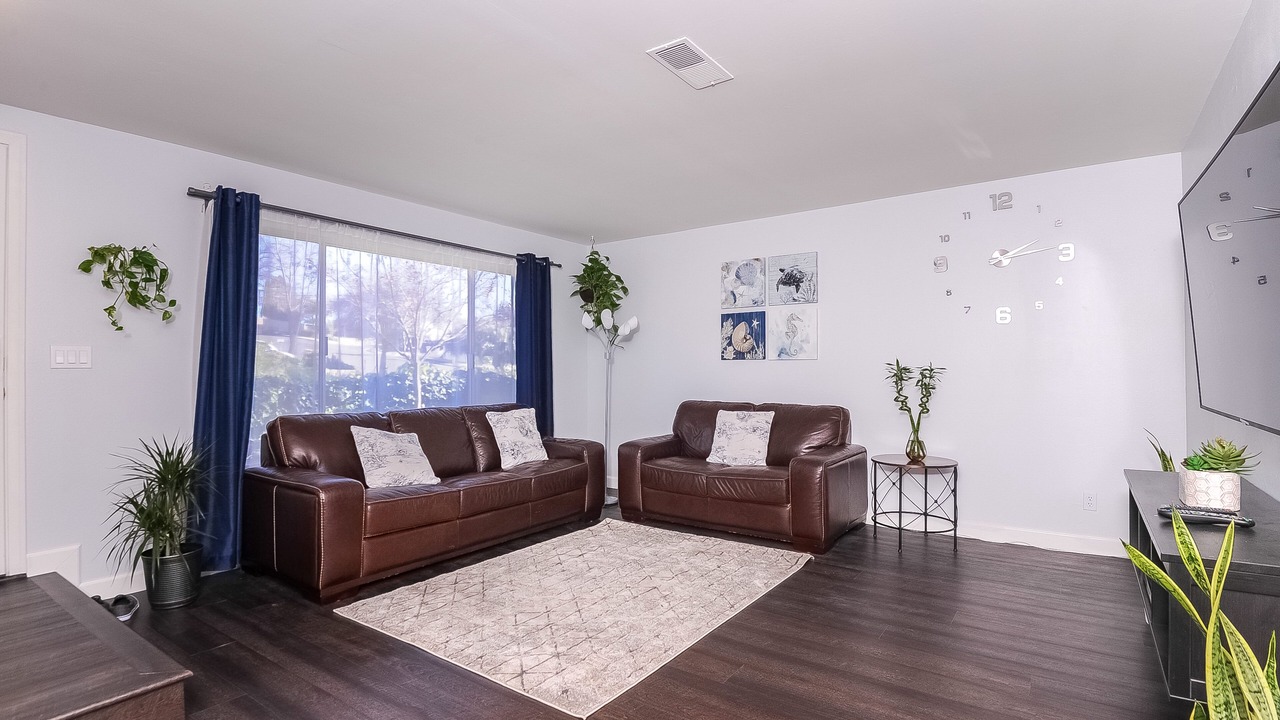 Photo of Livingroom in Oceanside