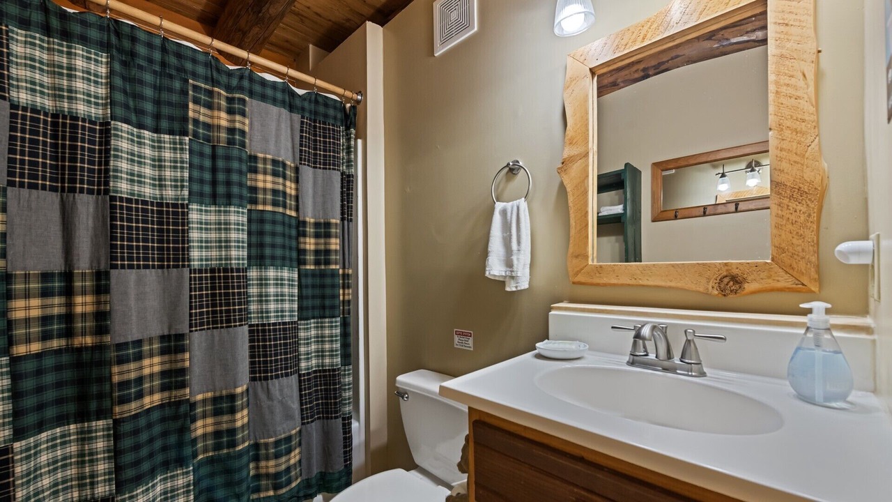 Photo of Bathroom in Bryson City