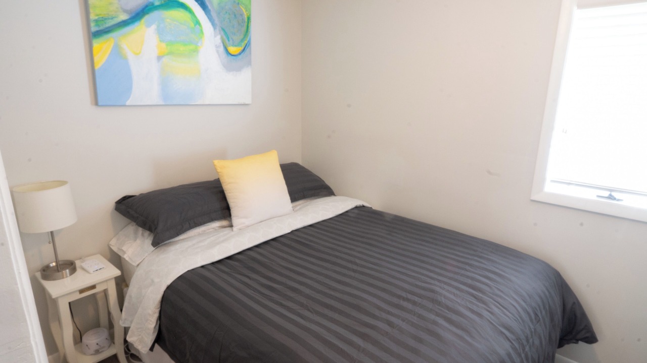 Photo of Bedroom in North Center