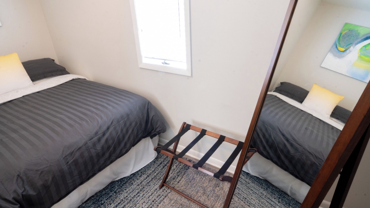 Photo of Bedroom in North Center