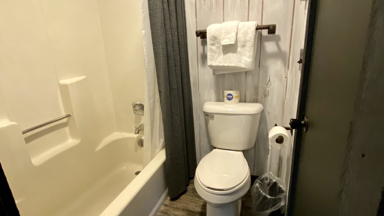 Photo of Bathroom in Upson