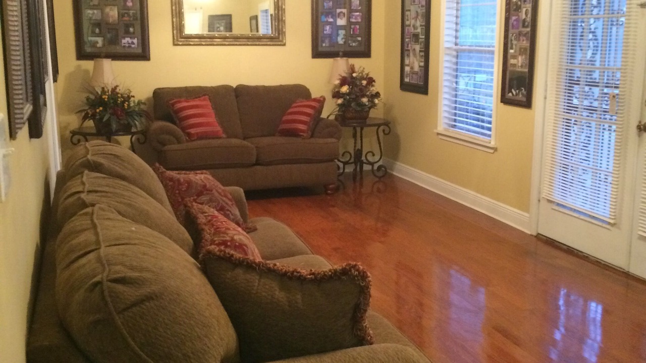 Photo of Livingroom in Cleveland