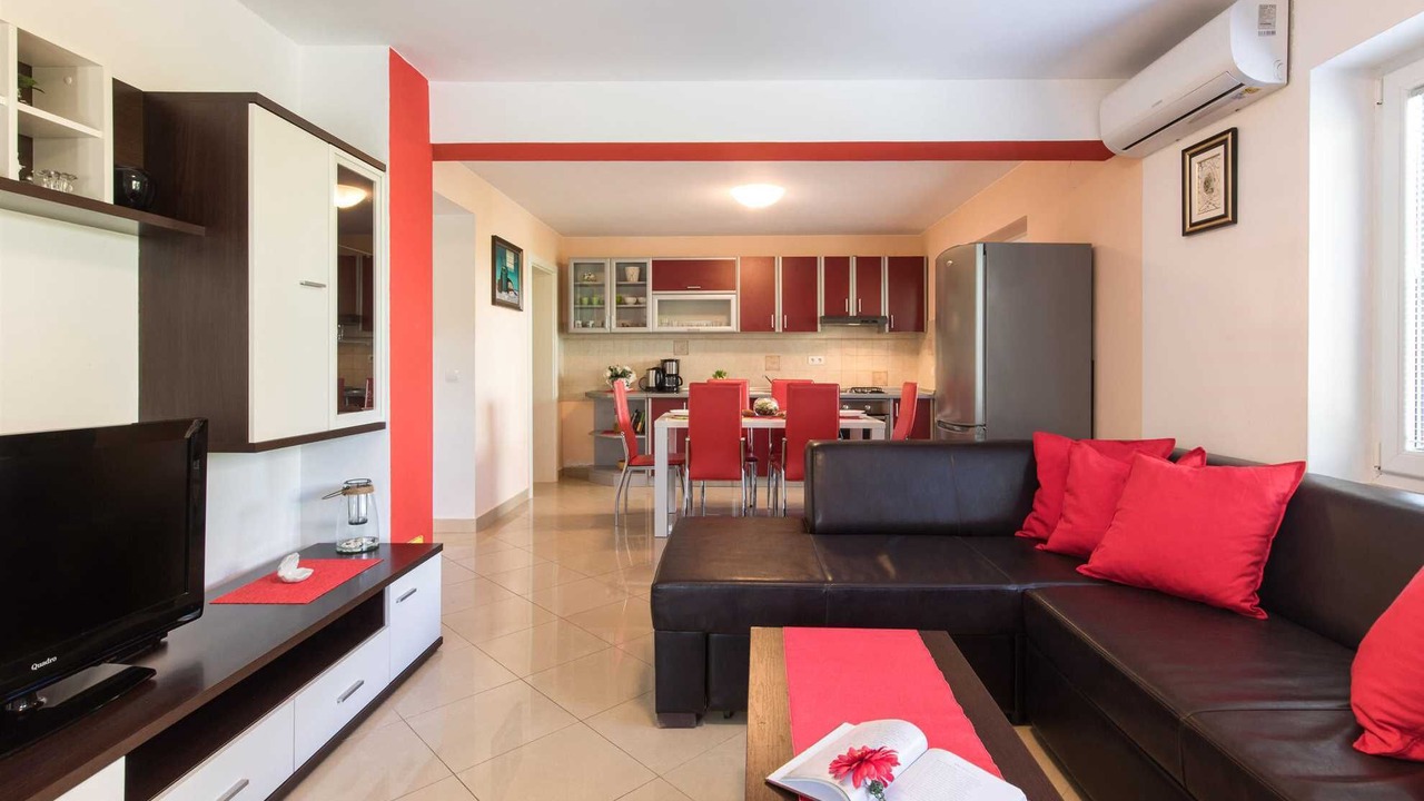 Photo of Livingroom in Milcetici