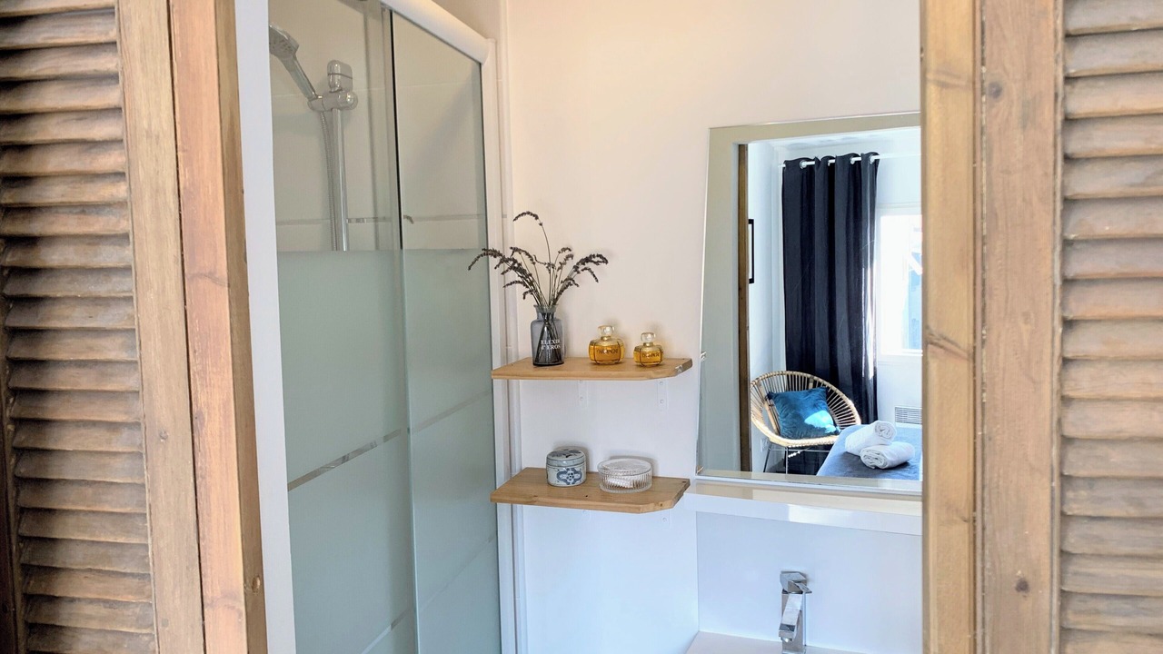 Photo of Bathroom in Montpellier City-Centre